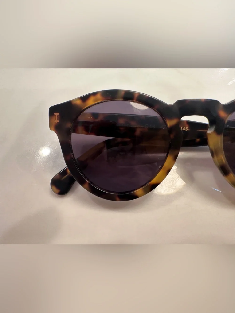 Illesteva round tortoiseshell
